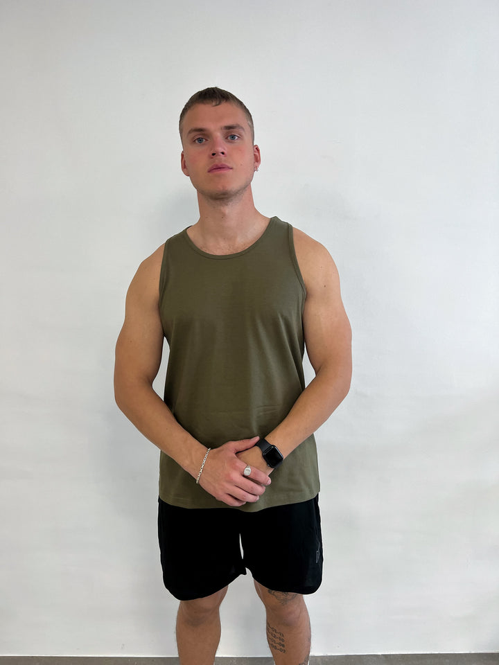 Mens essential Tank Top Army Green